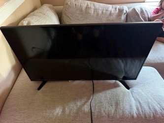 40 inch TV
