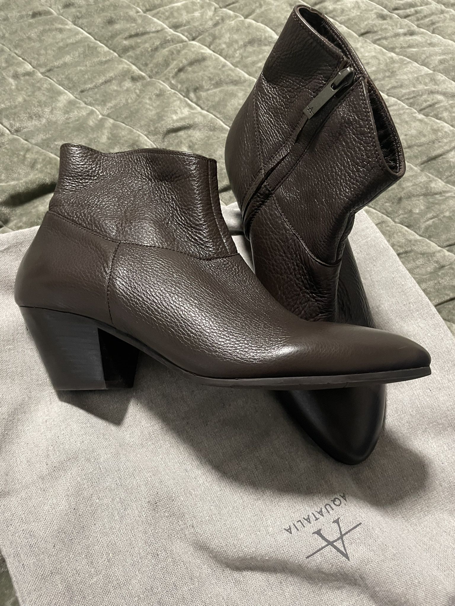 Aigner Granny Boots