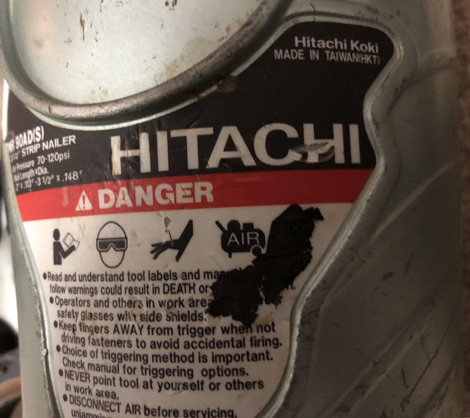 Hitachi NR90AD(S) 3 1/2” Framing Nailer for Sale in Seattle, WA OfferUp