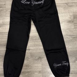 Yours Truly by Phora Black Cuffed Sweats Joggers With Embroidered Love Yourself Men’s Size Medium