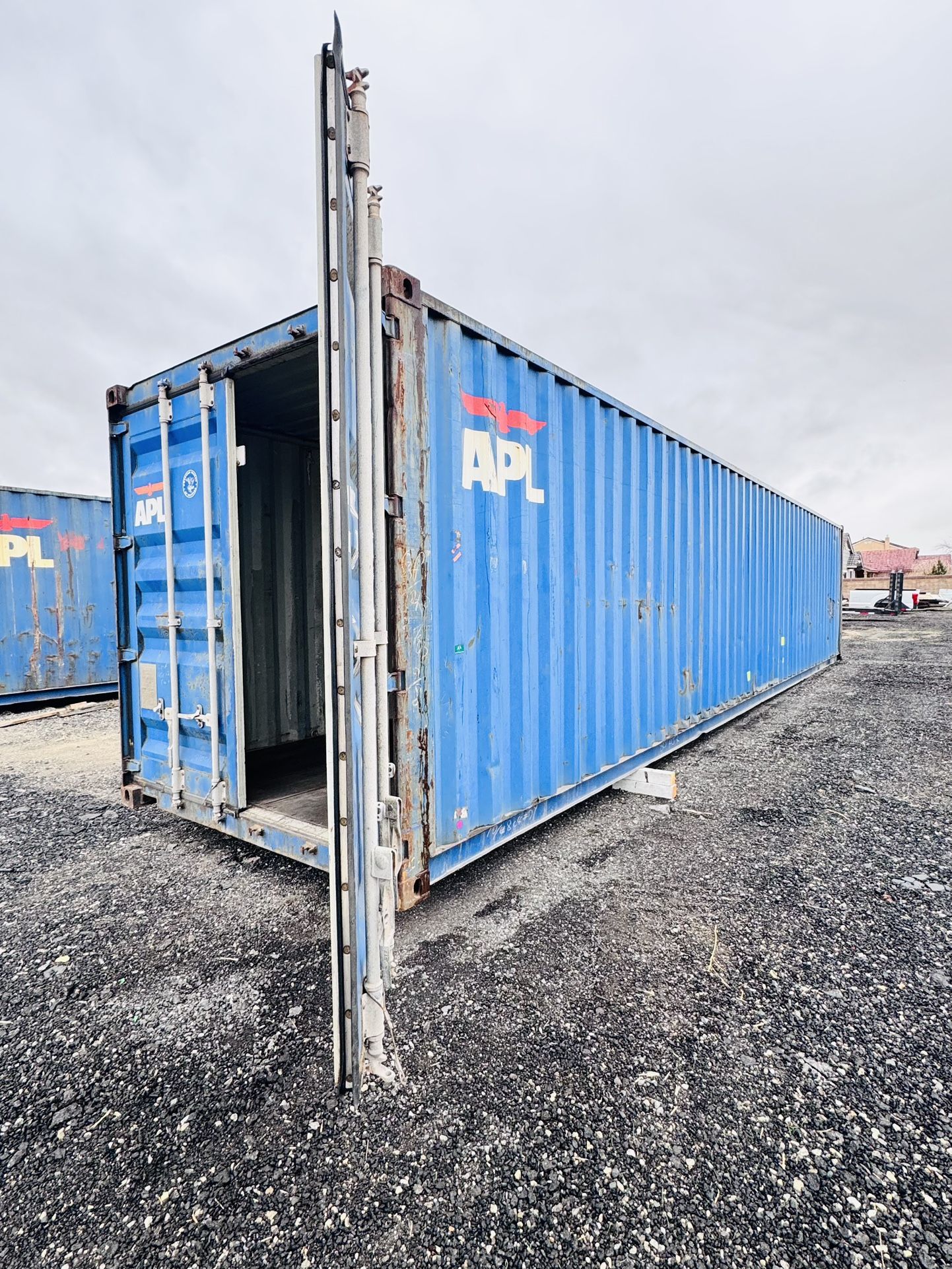 *FREE DELIVERY* 40ft Container