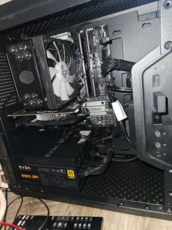 ALL BLACK GAMING PC (NO RGB) $400 OR BEST OFFER NEED GONE ASAP