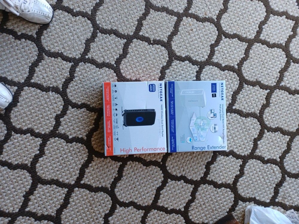 Netgear wireless dual band Router & Wifi range Extender