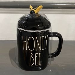 Rae Dunn “HONEY BEE” Black Mug With Honey Bee 🐝 Topper
