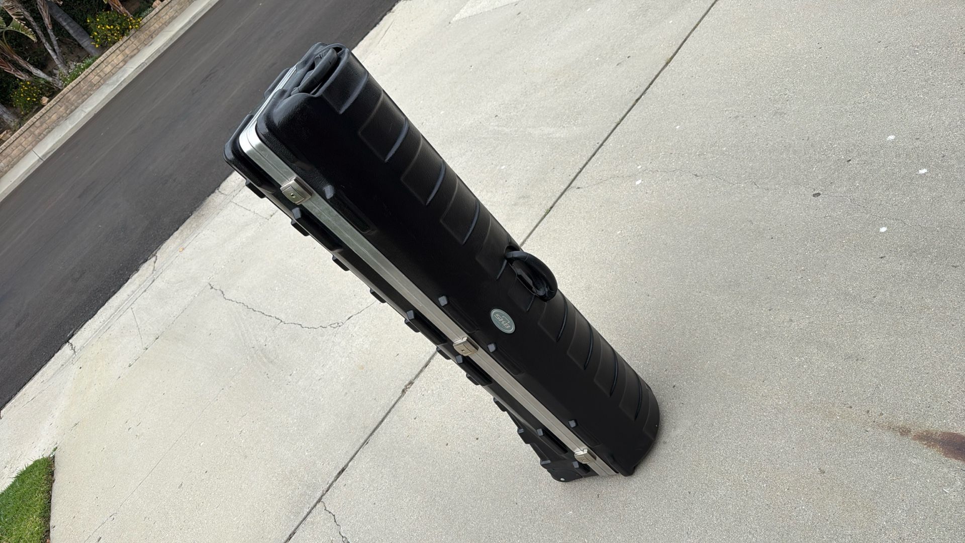 GOLF CLUB CASE BY SKB Excellent Condition.