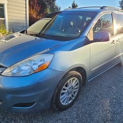 2008 Toyota Sienna
