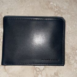 Perry Ellis Men’s Wallet