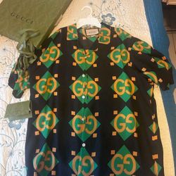 Gucci Men’s Silk Shirt Large