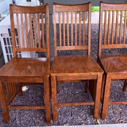 Solid Wood Dining Table With 6 Chairs 