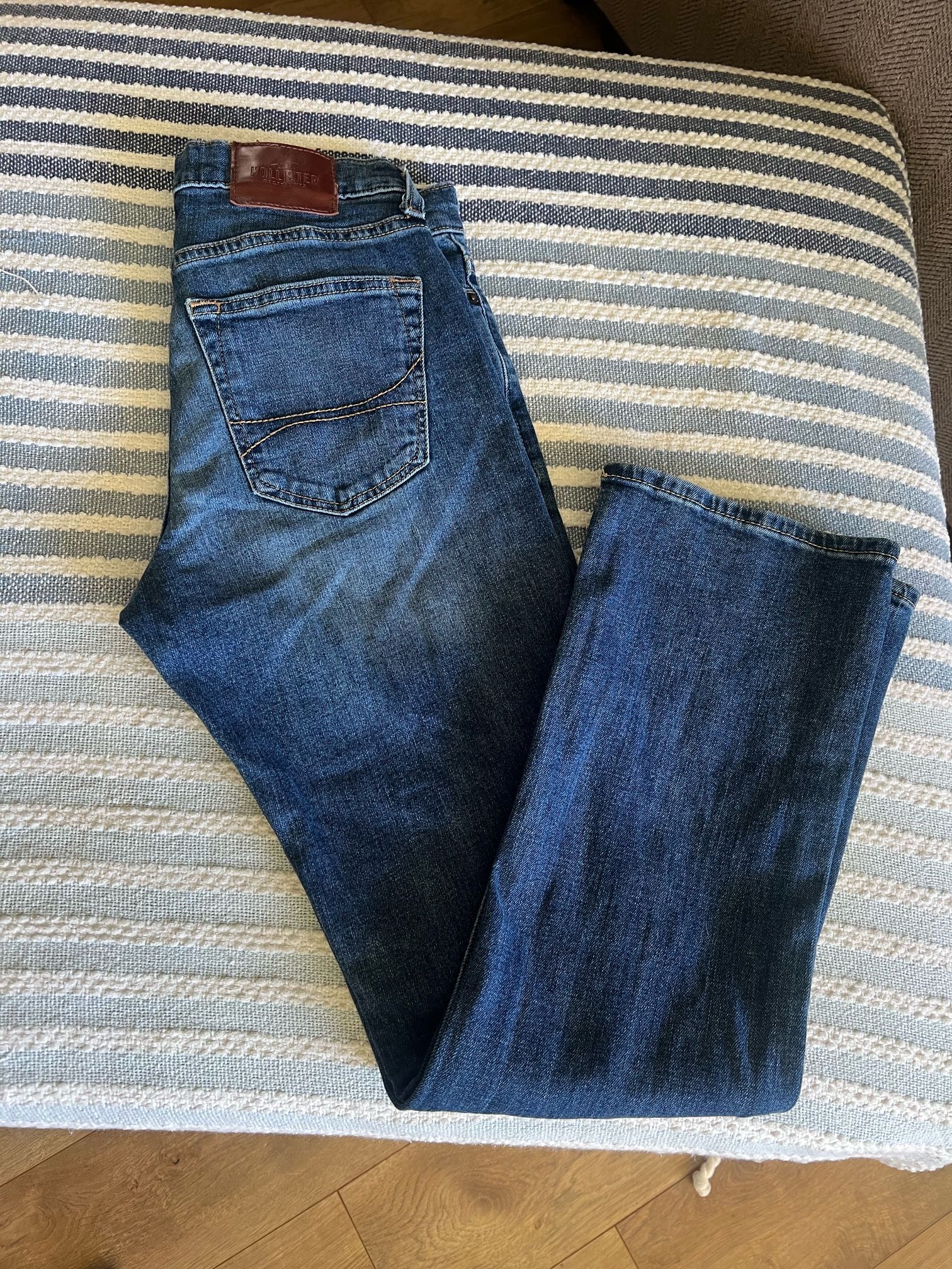 Hollister Bootcut Jeans