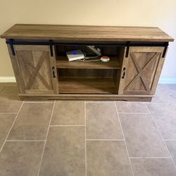 TV Console (must go by Friday, 2/27)