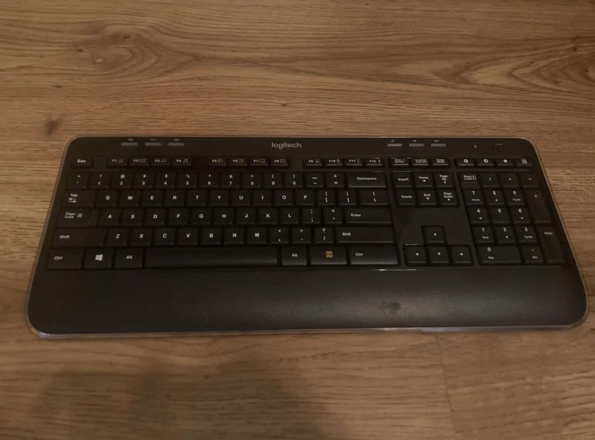Logitech Wireless Keyboard