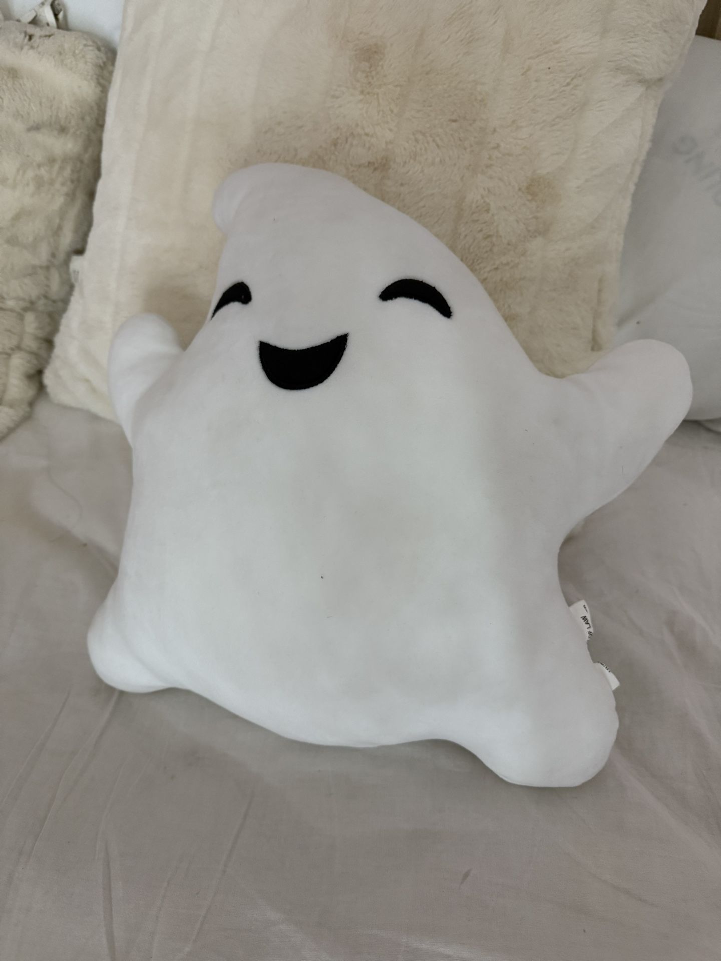 Ghost Stuff Animal 5$