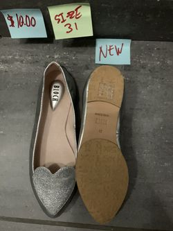 Brand NEW girls shoes silver and sparkling US size 13-13.5 paid $40 , asking $18