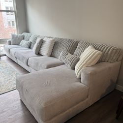 Gray Right Arm Facing Chaise Sectional