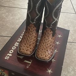 Elliut Western Boots brand new