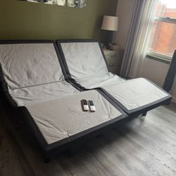 Mattress Firm 600 king size adjustable bed base