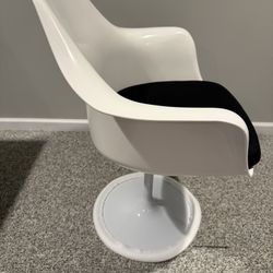 Orren Ellis Pedestal Dining Chair