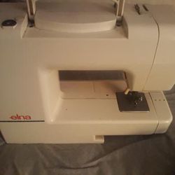 2006 elna sewing maching and pedal