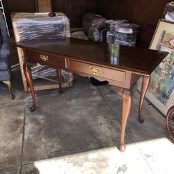 Queen Ann Writing Desk