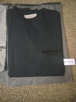 Black essentials shirts