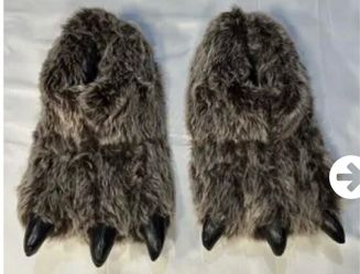 Bear Claw Novelty Slippers