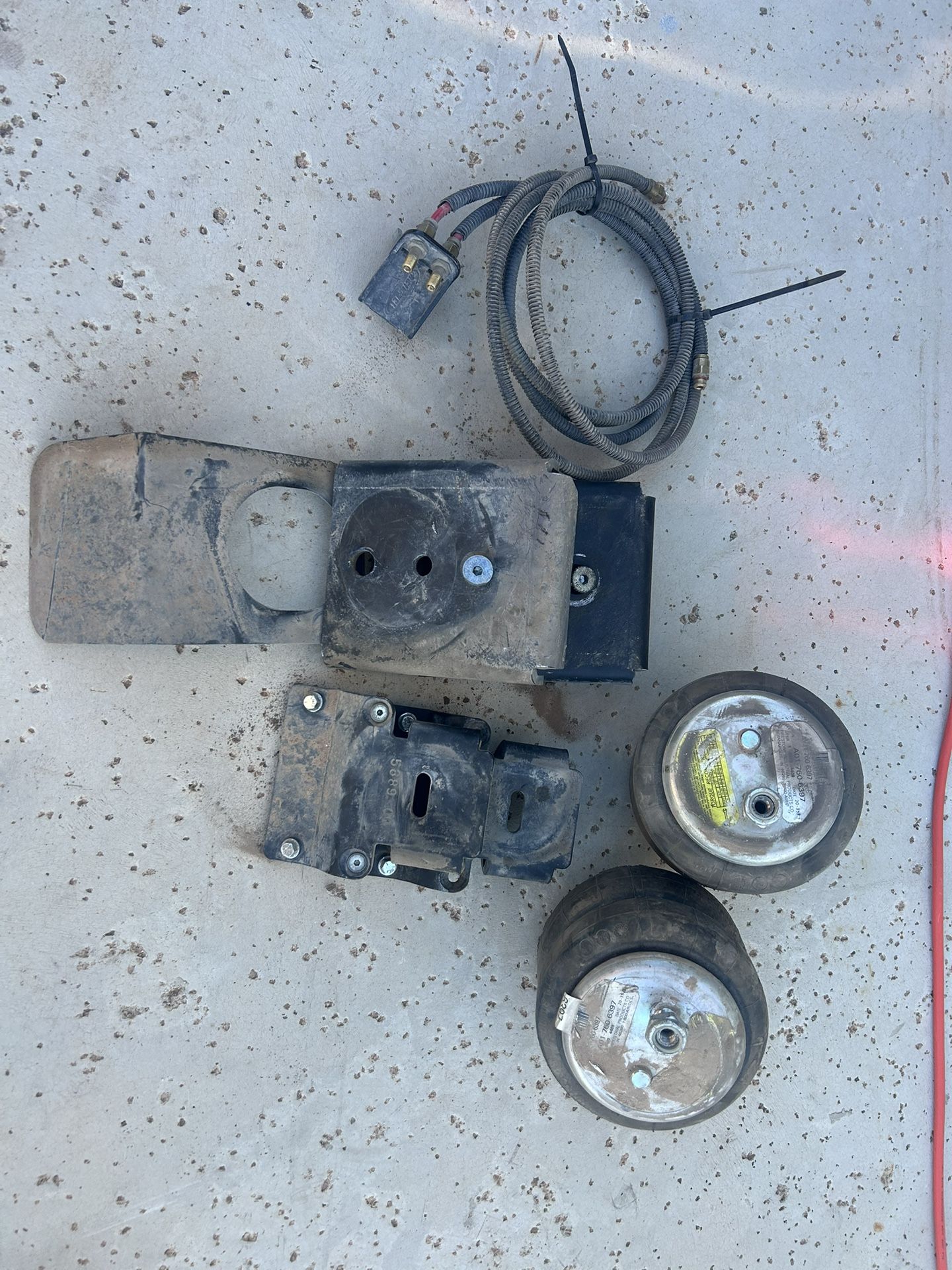 Firestone Suspension Kit For Chevy GMC 