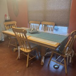 Country farm Style Kitchen Table.
