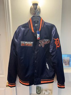 Detroit Tiger  Jacket size Large