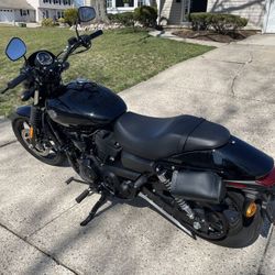 Harley Davidson Street 500 Black