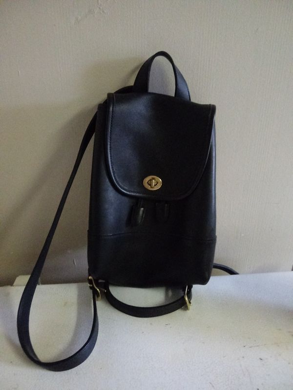 Coach hand bag or small book bag for Sale in Indianapolis, IN - OfferUp