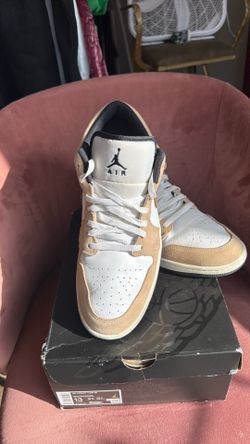 Air Jordan 1 Low SE