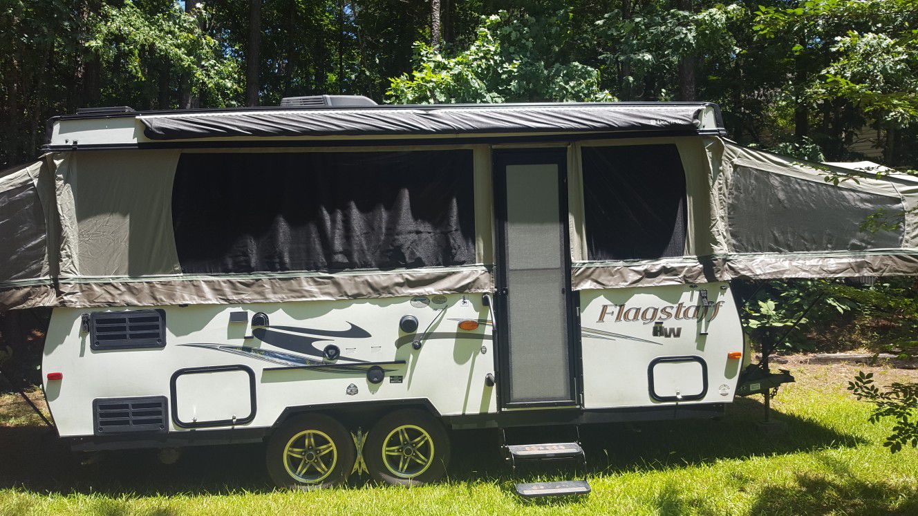 Well Cared for Popup Camper