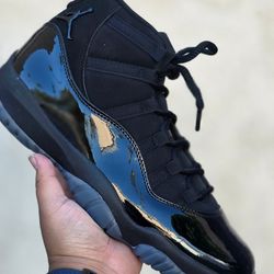 Jordan 11 retro CAP AND GOWN