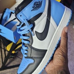 Jordan 1 High OG "UNC TOE" sz 11.5