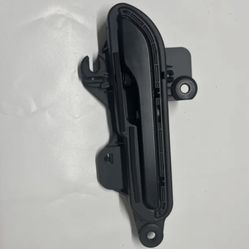 17-22 Tesla model 3 front left driver side exterior door handle OEM 1528114-00-D