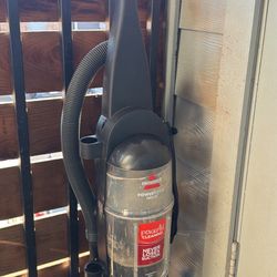 Bissell PowerForce Helix Vacuum Cleaner 