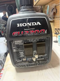 Honda EU2200i generator