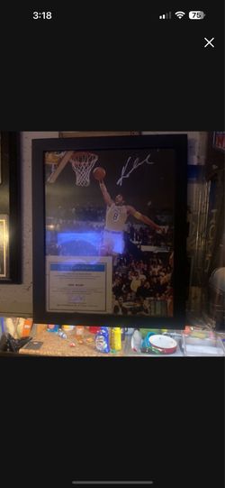 Kobe 8x10 autograph with authenticity pasa