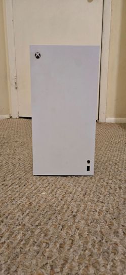 White Xbox x 1tb can negotiate