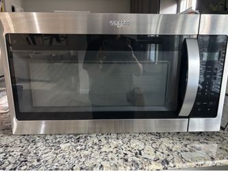 Whirlpool Over-the-Range Microwave – Like New