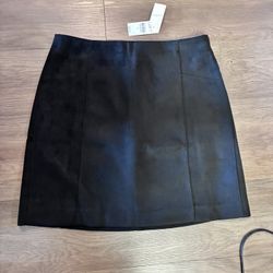 Black Faux Mini Skirt. Loft Size 6