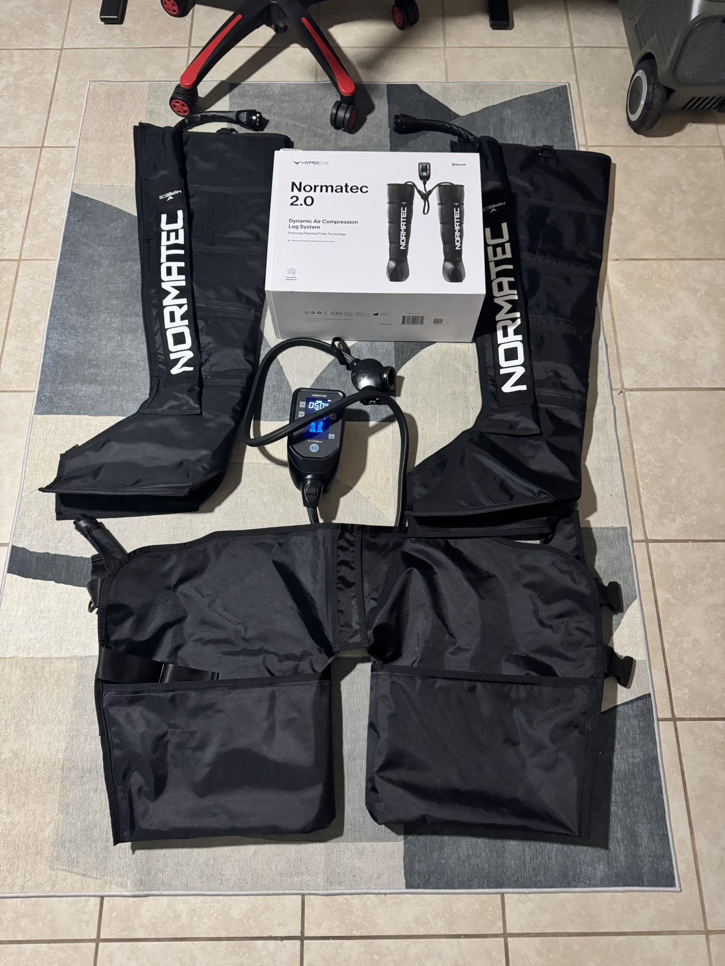 Normatec 2.0 Dynamic Air Compression Leg System Recovery System with Patented Dynamic Compression Massage Technology And Hip Attachment