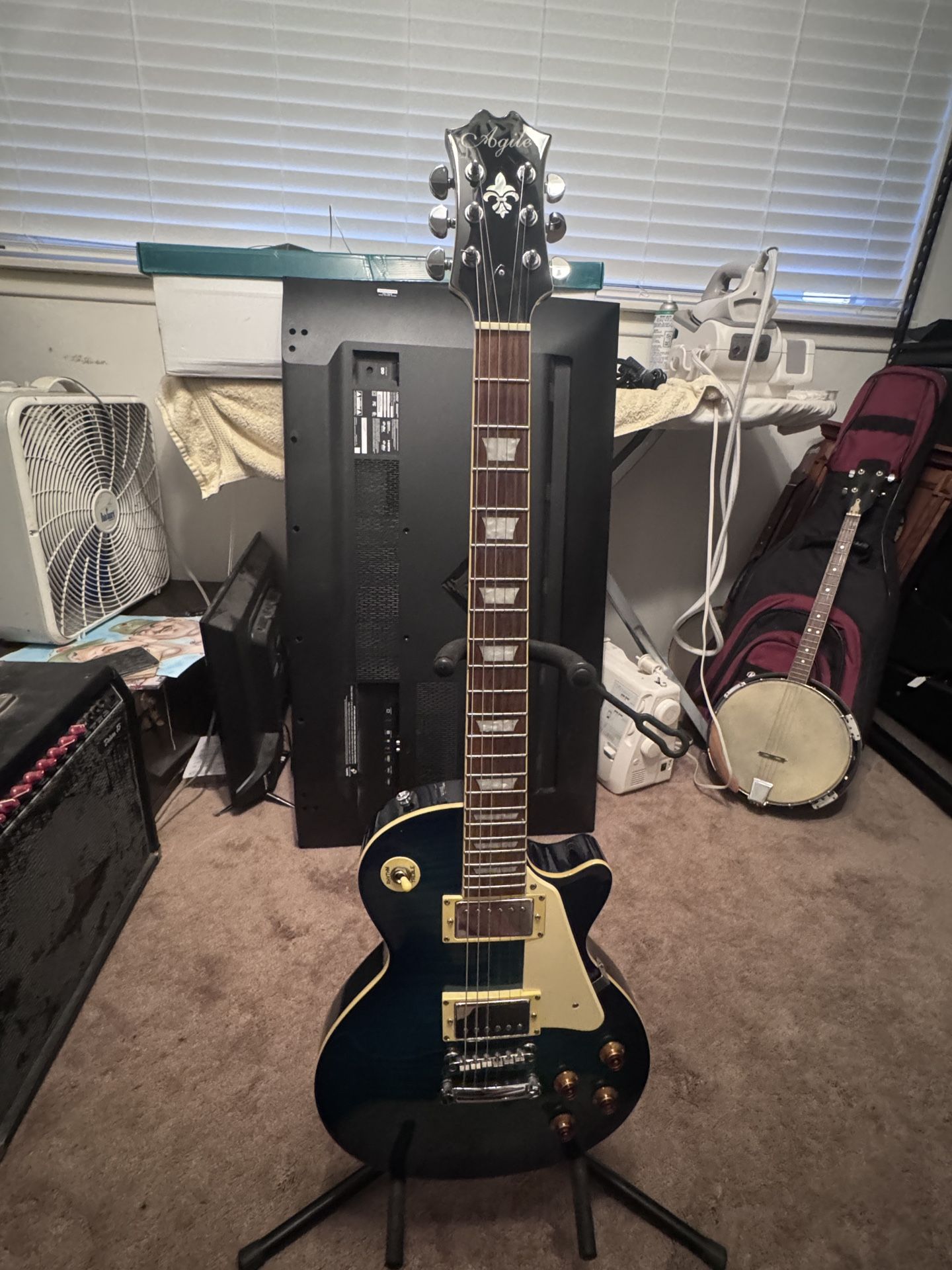 Agile AL-Series Les Paul – Blue Flame Burst – Set Neck – Hard Case