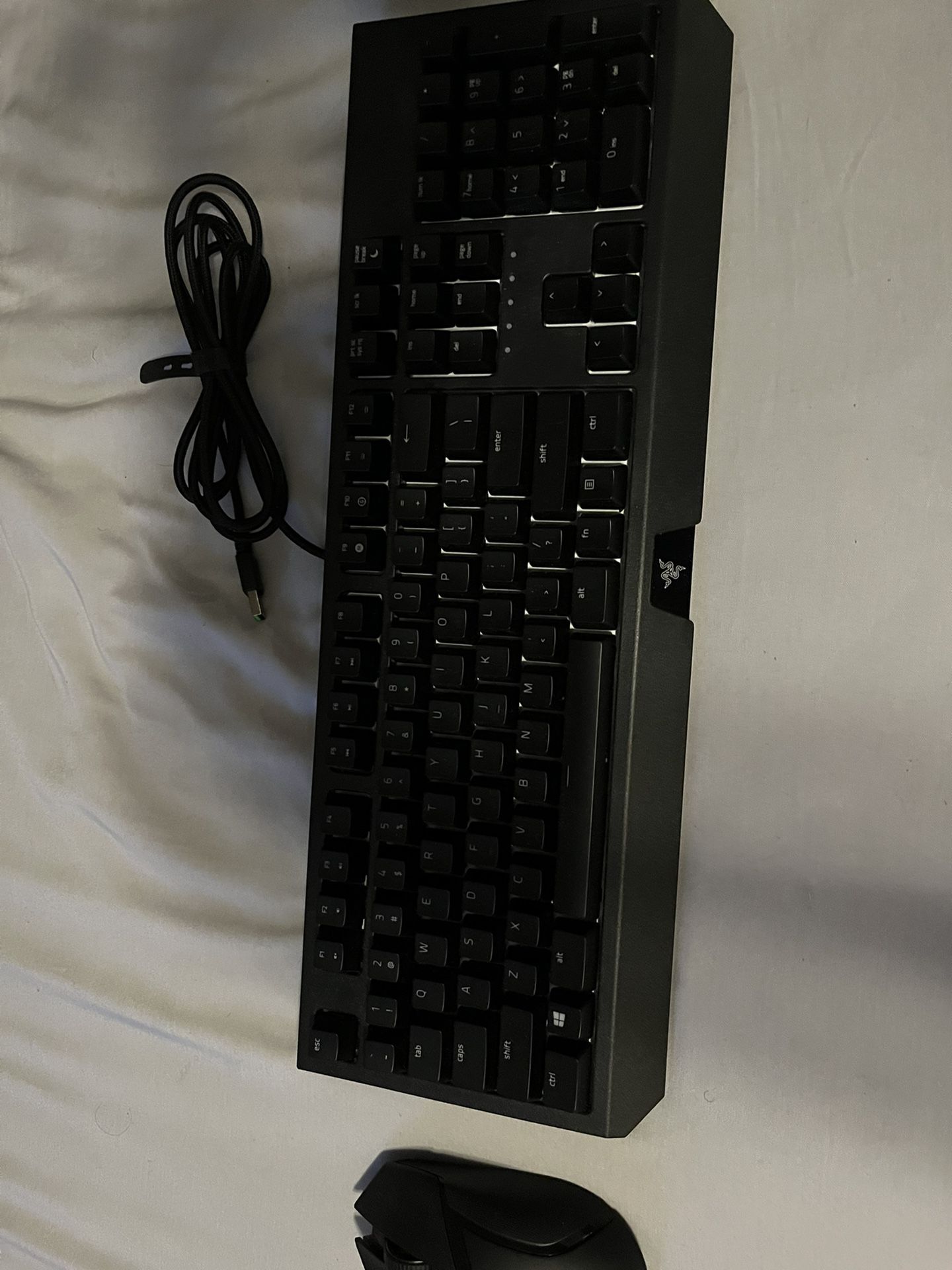 RAZER Blackwidow Keyboard & Baselisk Wireless Mouse  Combo
