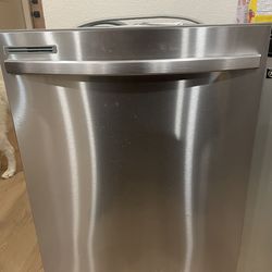 Samsung Dishwasher DW80CG4021SR (New)