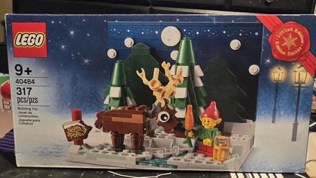 Lego Santa's Front Yard Set 40484