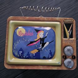 BEWITCHED LUNCH BOX (COLLECTIBLE ITEM)