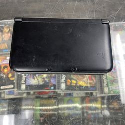 Nintendo 3DS XL $200 Gamehogs 11am-7pm