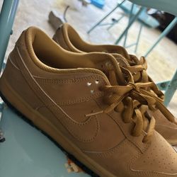 Nike Dunk Low Retro SE (wheat)